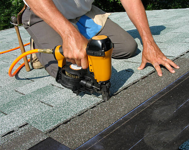 Best Roof Repair Specialists  in Yale, MI